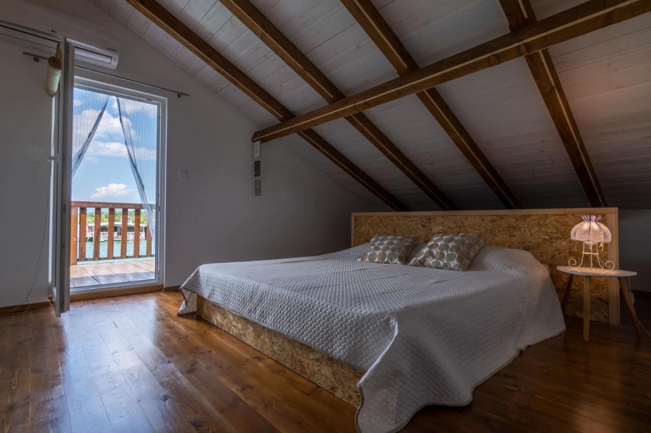 Hakuna Matata Apartments Ulcinj Luaran gambar